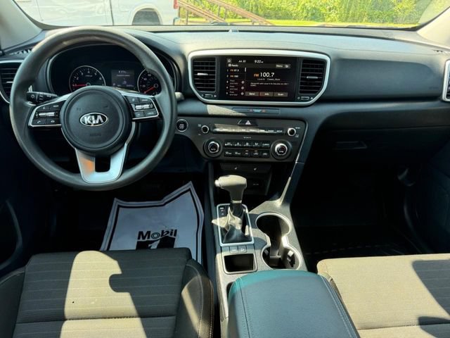 Certified 2022 Kia Sportage LX w/ LX FWD Value Edition Package image 8