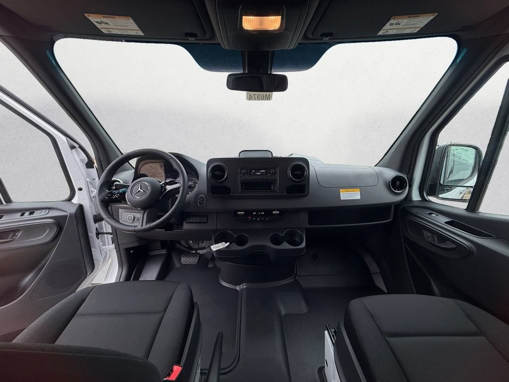 New 2026 Mercedes-Benz Sprinter 2500 image 9