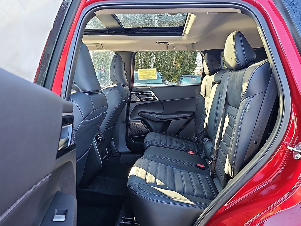 New 2026 Mitsubishi Outlander SE AWD/4WD image 6