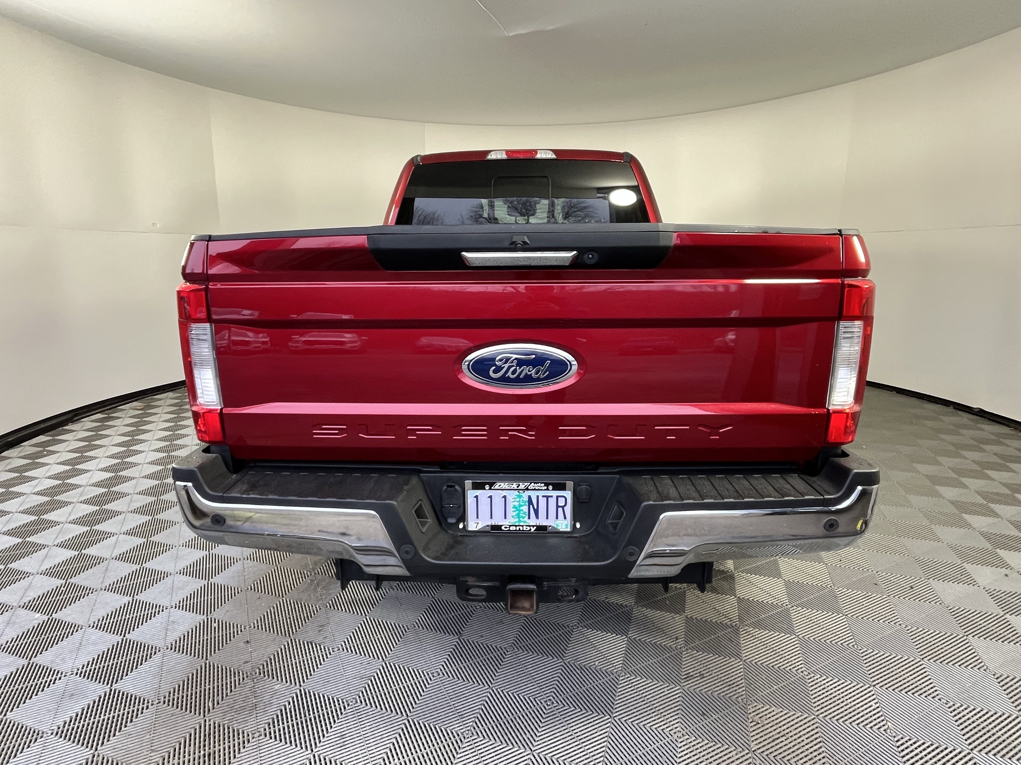 Used 2019 Ford F350 Lariat image 4