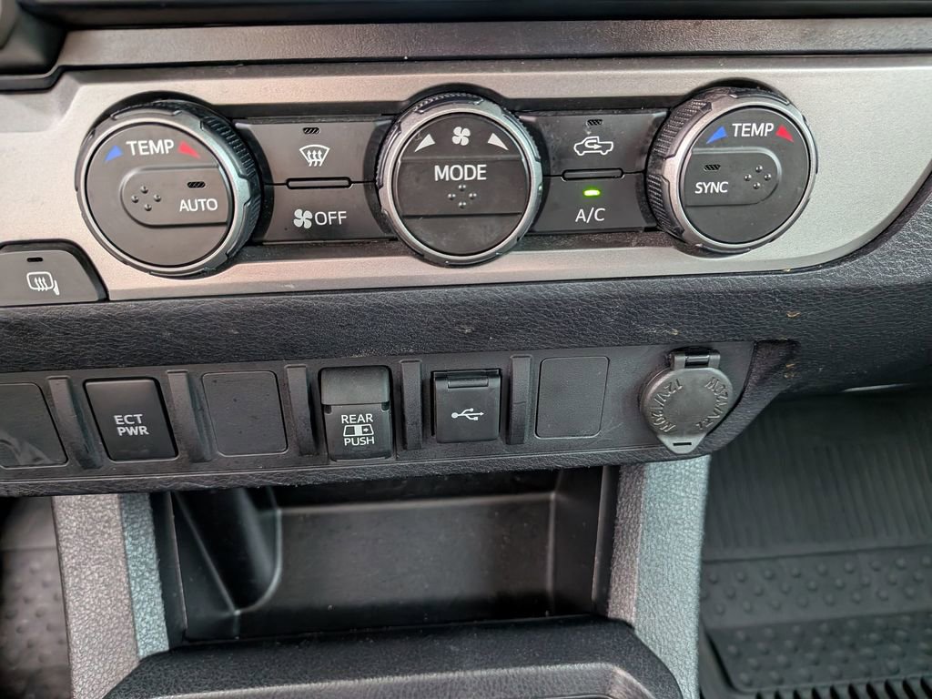 Used 2023 Toyota Tacoma SR5 RWD image 18