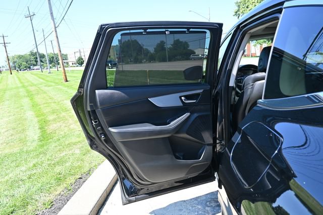 Used 2023 Acura MDX w/ Technology Package AWD/4WD image 22