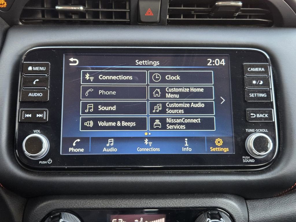 Used 2024 Nissan Kicks SR image 11