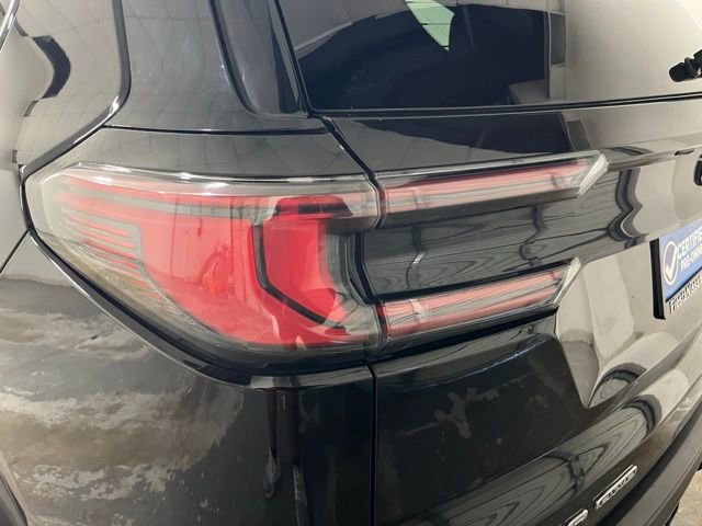 Used 2024 GMC Acadia AT4 w/ Luxury Package AWD/4WD image 14