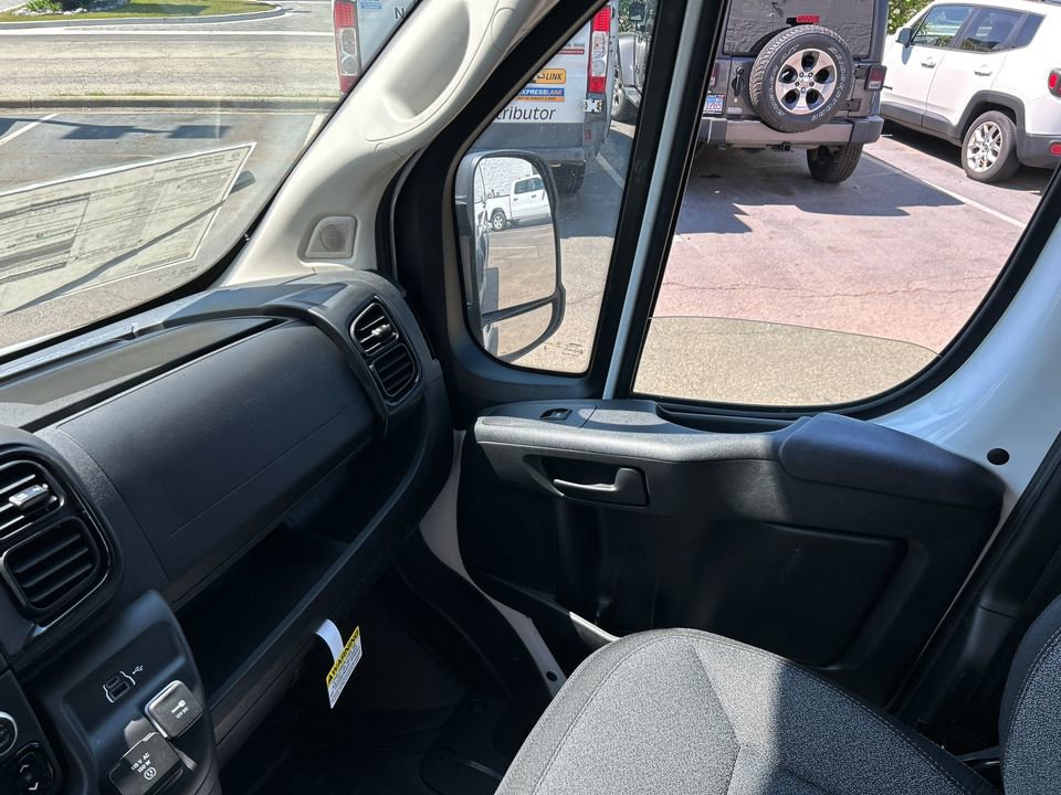New 2024 RAM ProMaster 2500 w/ Convenience Group image 26