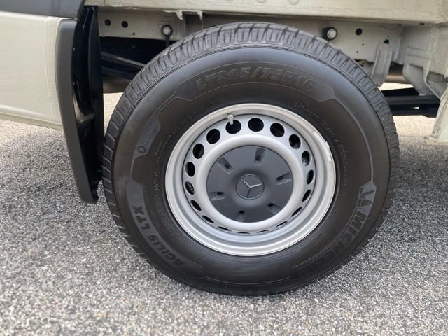 Used 2025 Mercedes-Benz Sprinter 2500 image 11