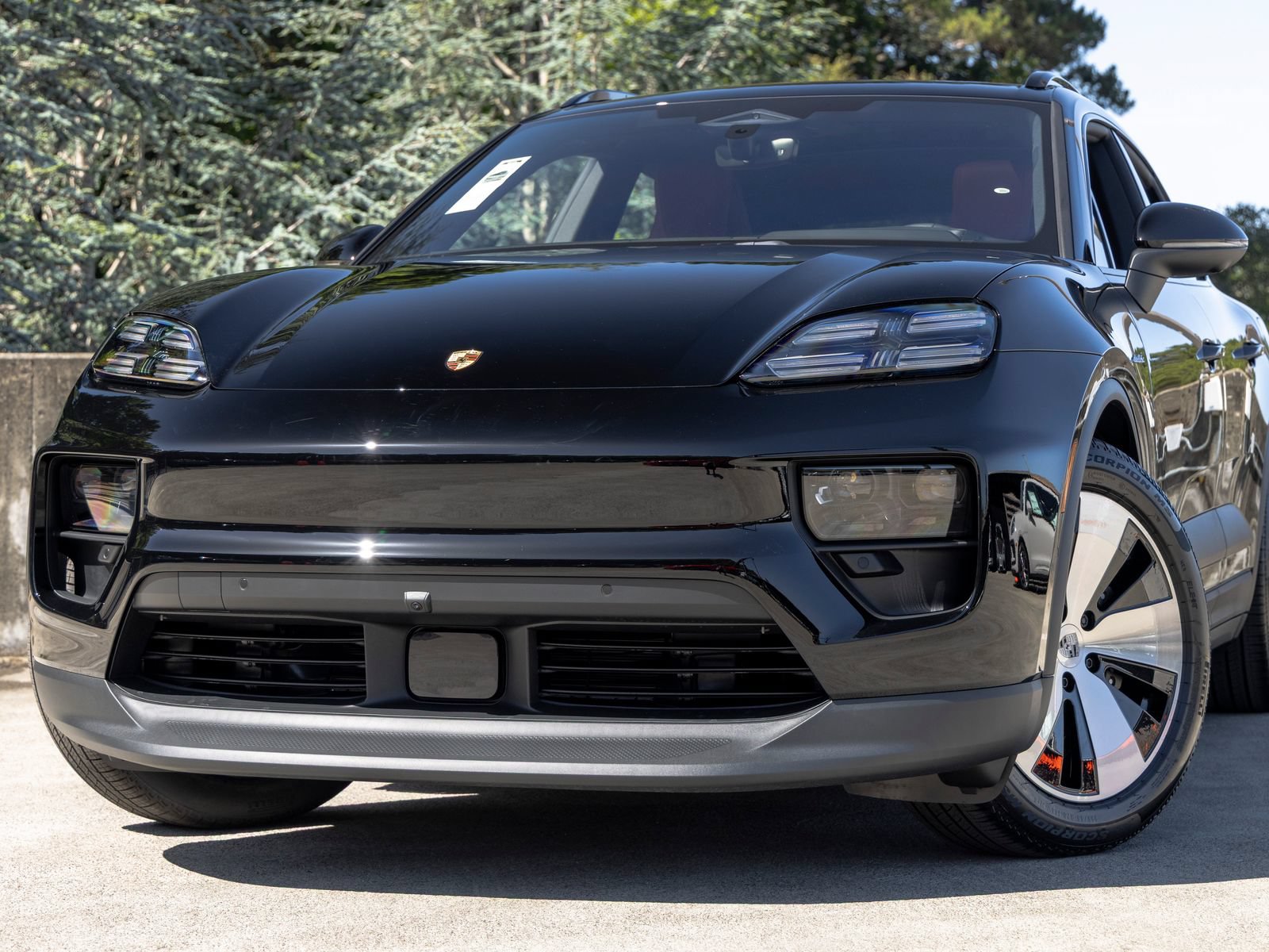 New 2026 Porsche Macan 4 Electric AWD/4WD image 7