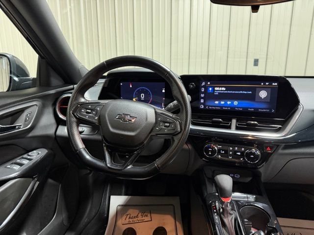 Used 2024 Chevrolet Trax RS FWD image 29