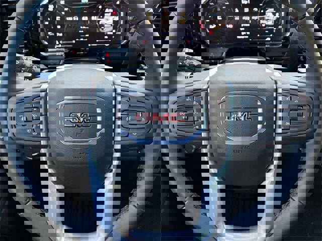 New 2026 GMC Sierra 1500 SLE image 18