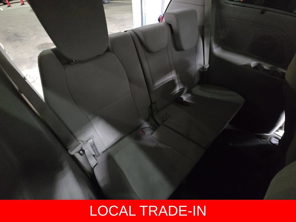 Used 2019 Kia Sedona LX image 13