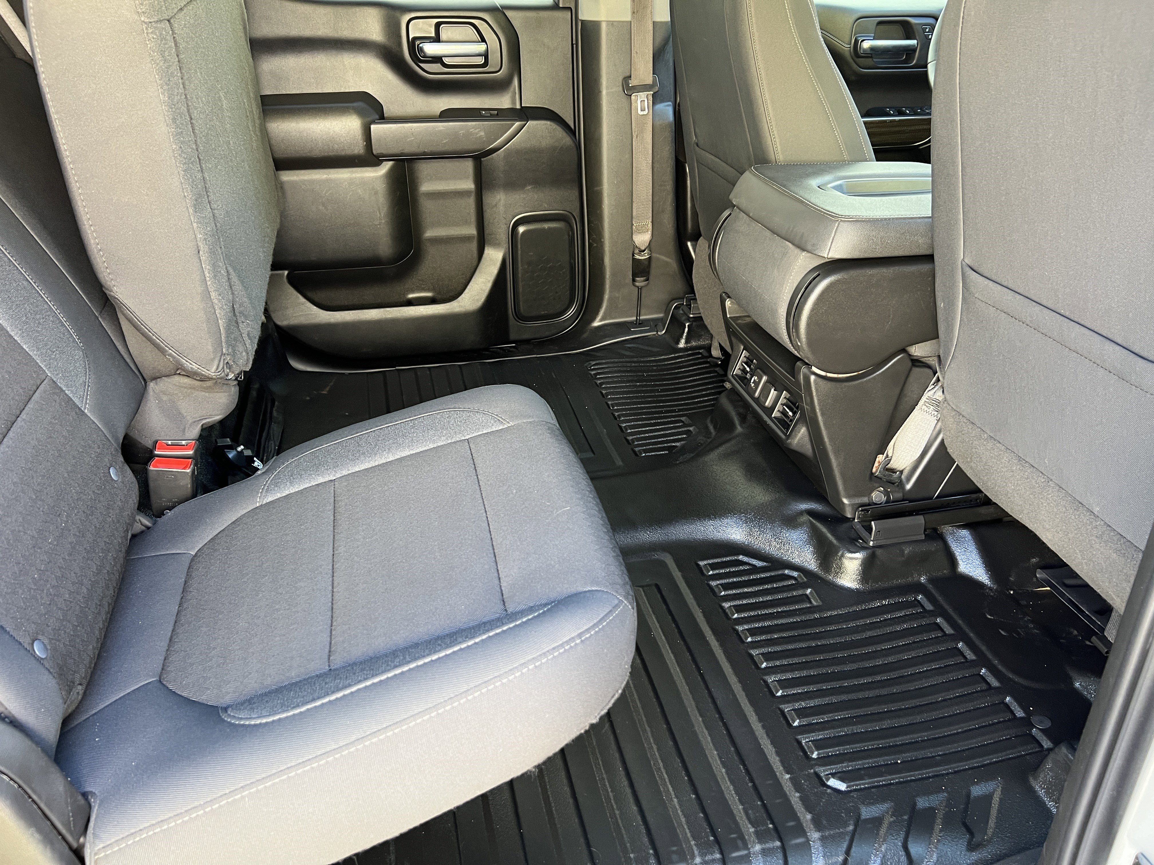 Used 2022 Chevrolet Silverado 1500 LT image 17