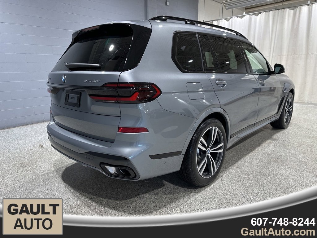 New 2026 BMW X7 xDrive40i w/ M Sport Package image 3