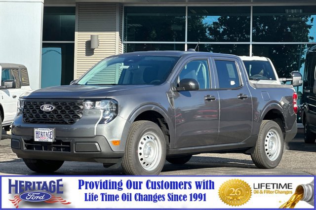 New 2025 Ford Maverick XL image 8