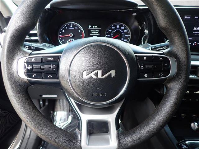 Used 2023 Kia K5 LXS FWD image 11
