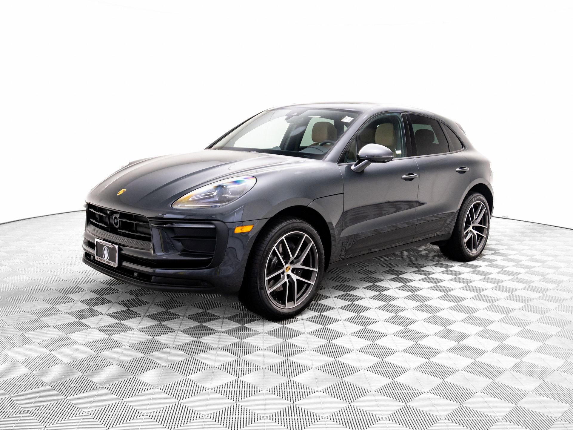 Certified 2025 Porsche Macan