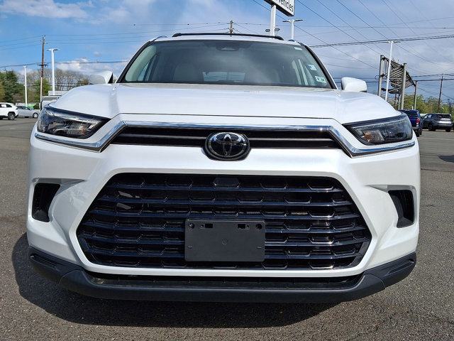 Used 2024 Toyota Grand Highlander XLE AWD/4WD image 30
