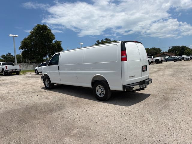 New 2026 Chevrolet Express 3500 Extended w/ Driver Convenience Package RWD image 8
