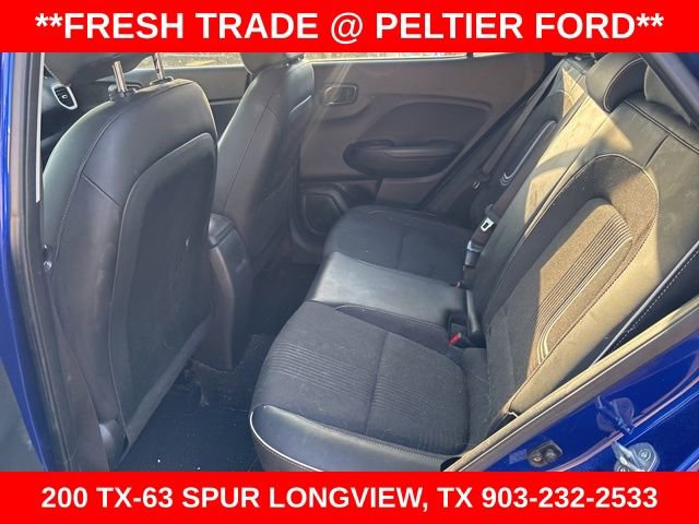 Used 2023 Hyundai Venue Limited image 17