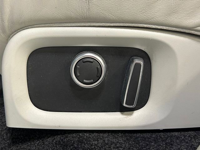 Used 2016 Land Rover Range Rover Long Wheelbase Supercharged image 23