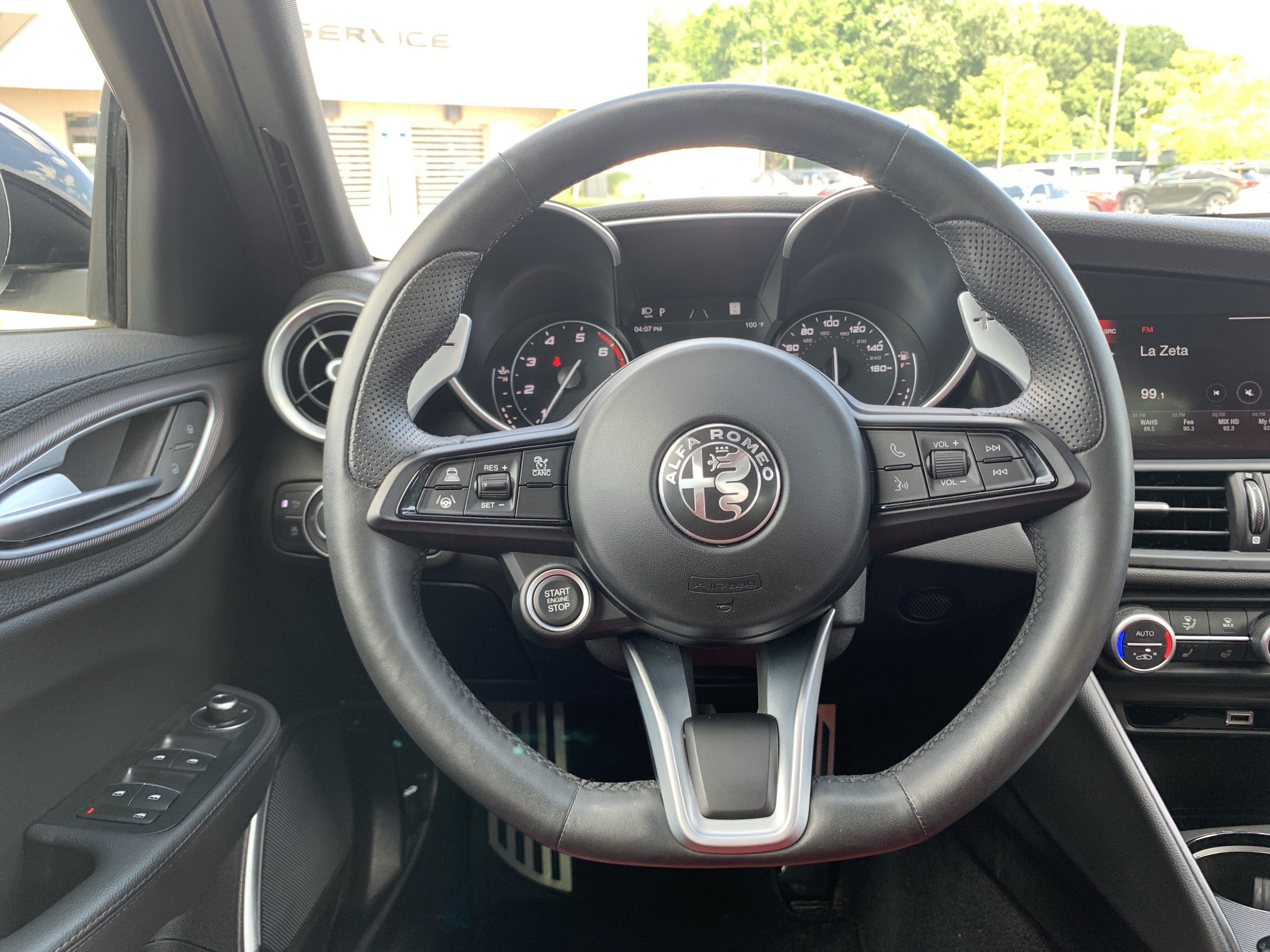 Used 2022 Alfa Romeo Giulia Veloce RWD image 19