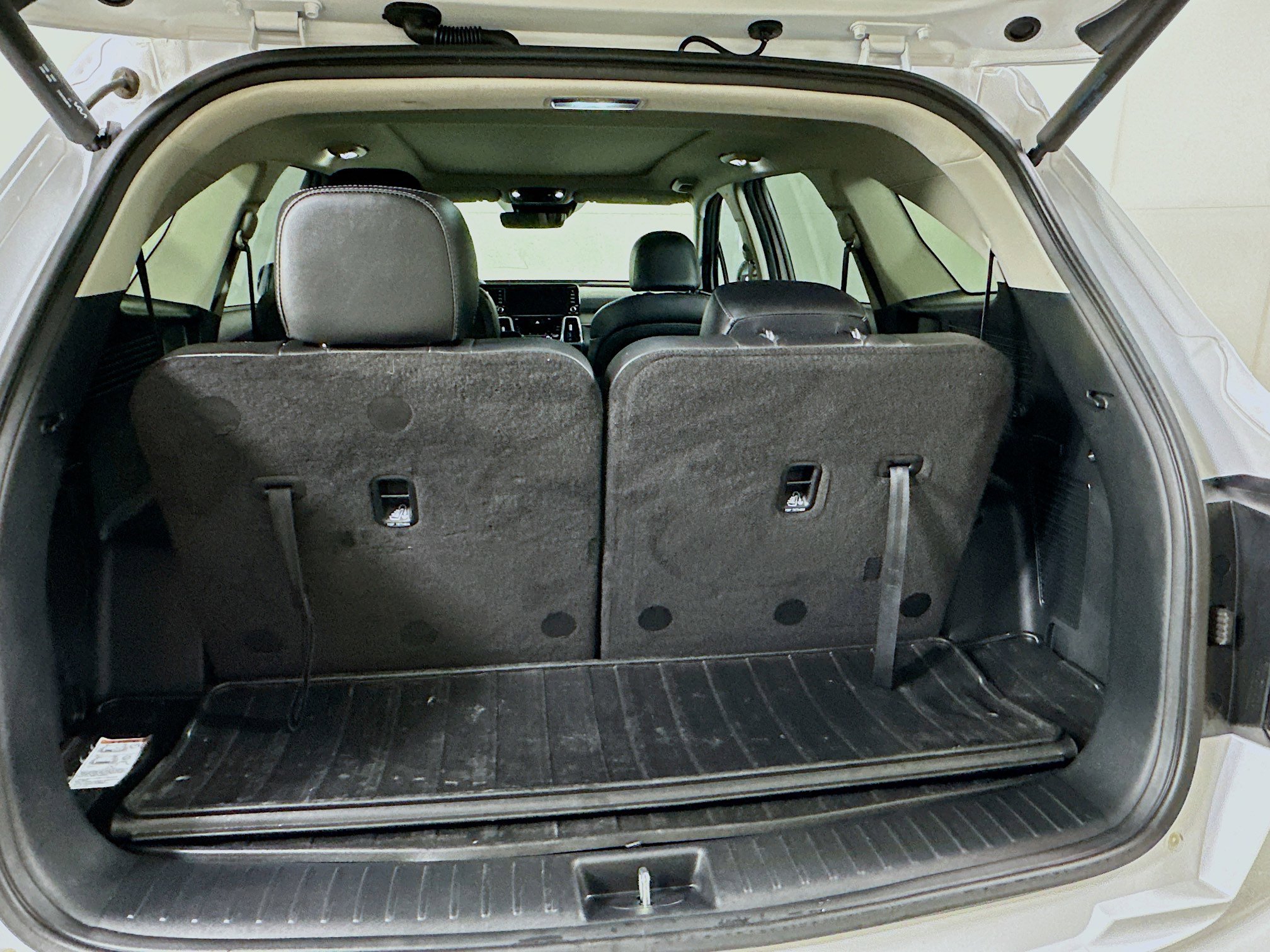 Used 2023 Kia Sorento SX image 35