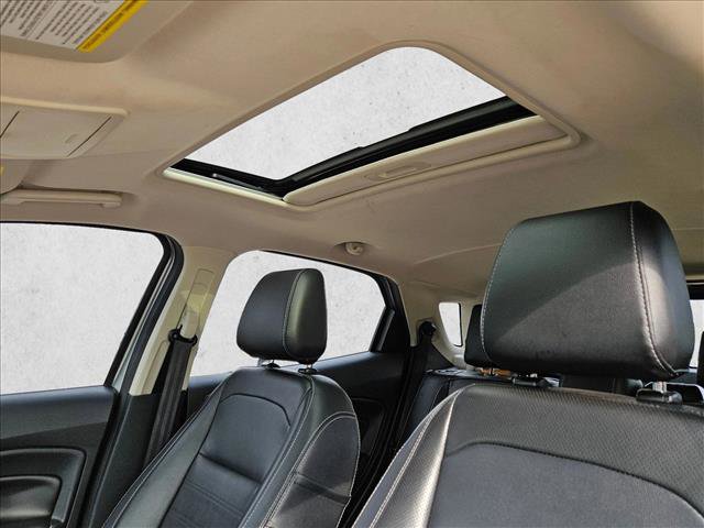 Used 2020 Ford EcoSport Titanium FWD image 16