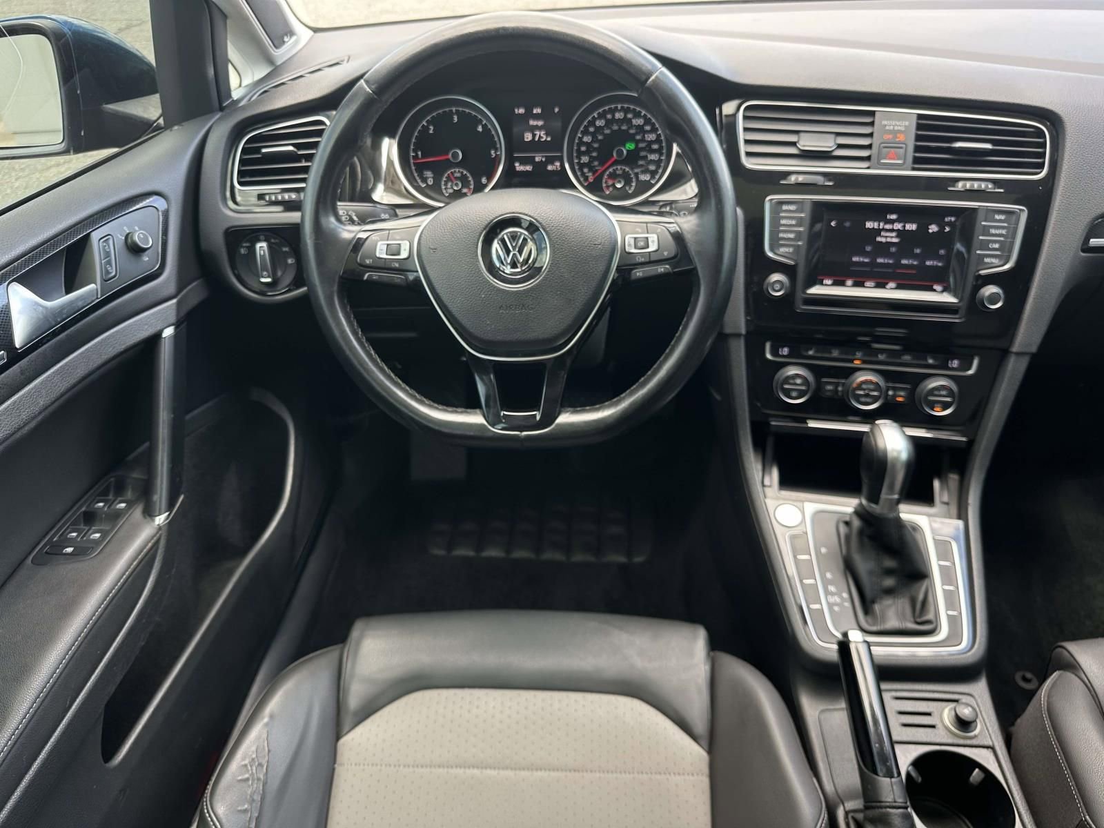 Used 2015 Volkswagen Golf TDI SEL image 8