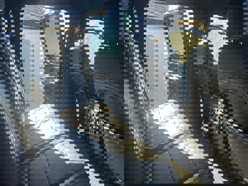 Used 2018 Ford F150 Raptor w/ Equipment Group 802A Luxury image 37