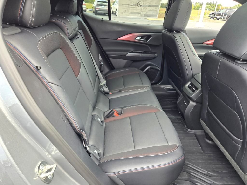 New 2025 Chevrolet Equinox EV RS w/ Convenience Package II image 8