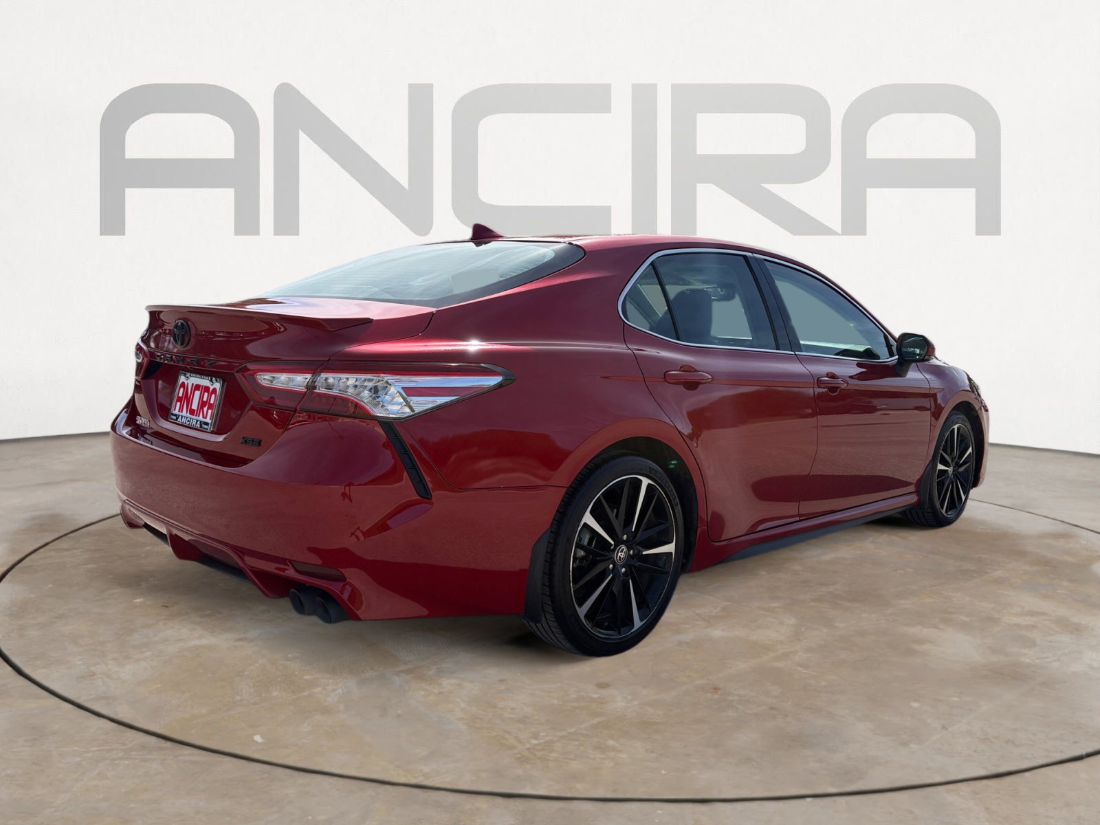 Used 2020 Toyota Camry XSE FWD image 11