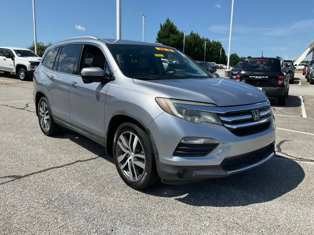 Used 2016 Honda Pilot Touring image 3