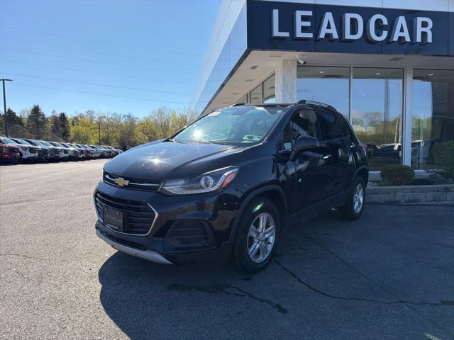 Used 2019 Chevrolet Trax LT w/ LT Convenience Package AWD/4WD image 1