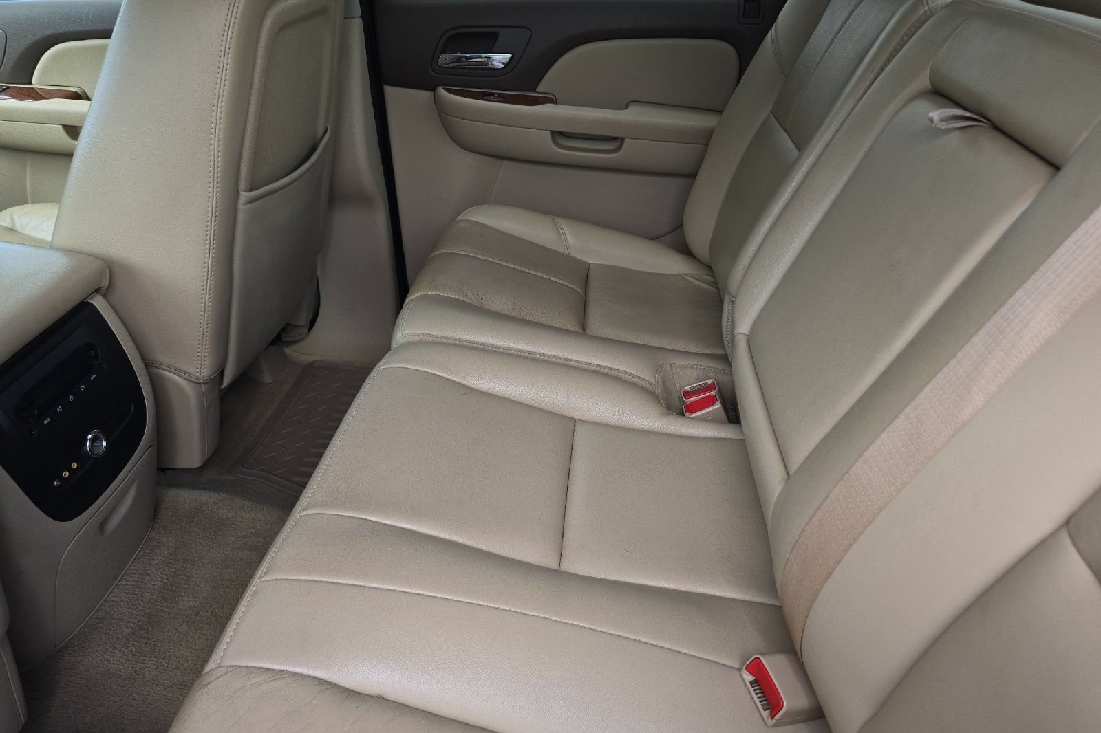 Used 2007 GMC Sierra 1500 SLT w/ Entertainment Package AWD/4WD image 12