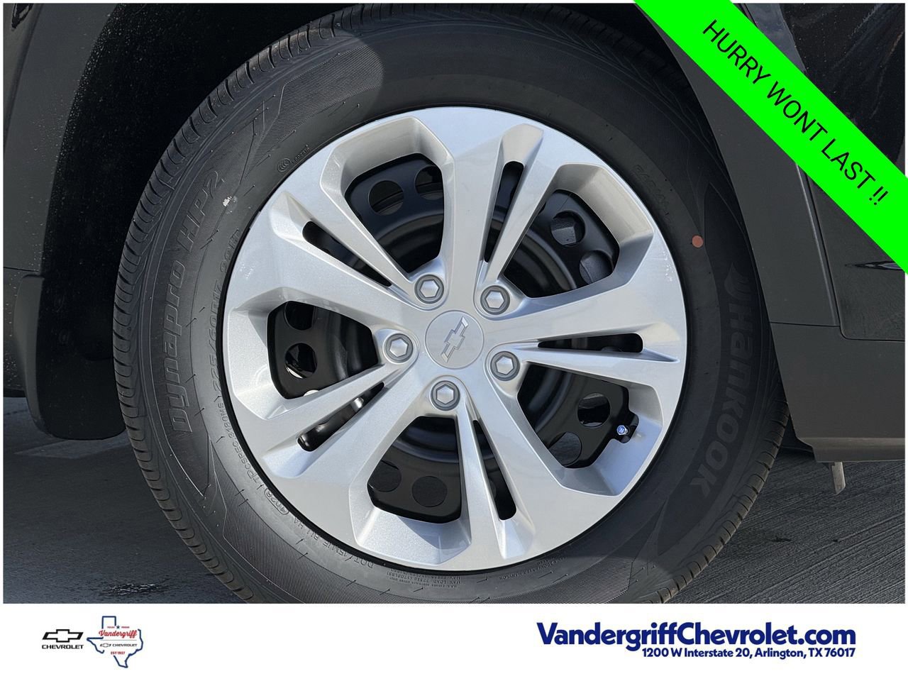 New 2026 Chevrolet Trax LS FWD image 9