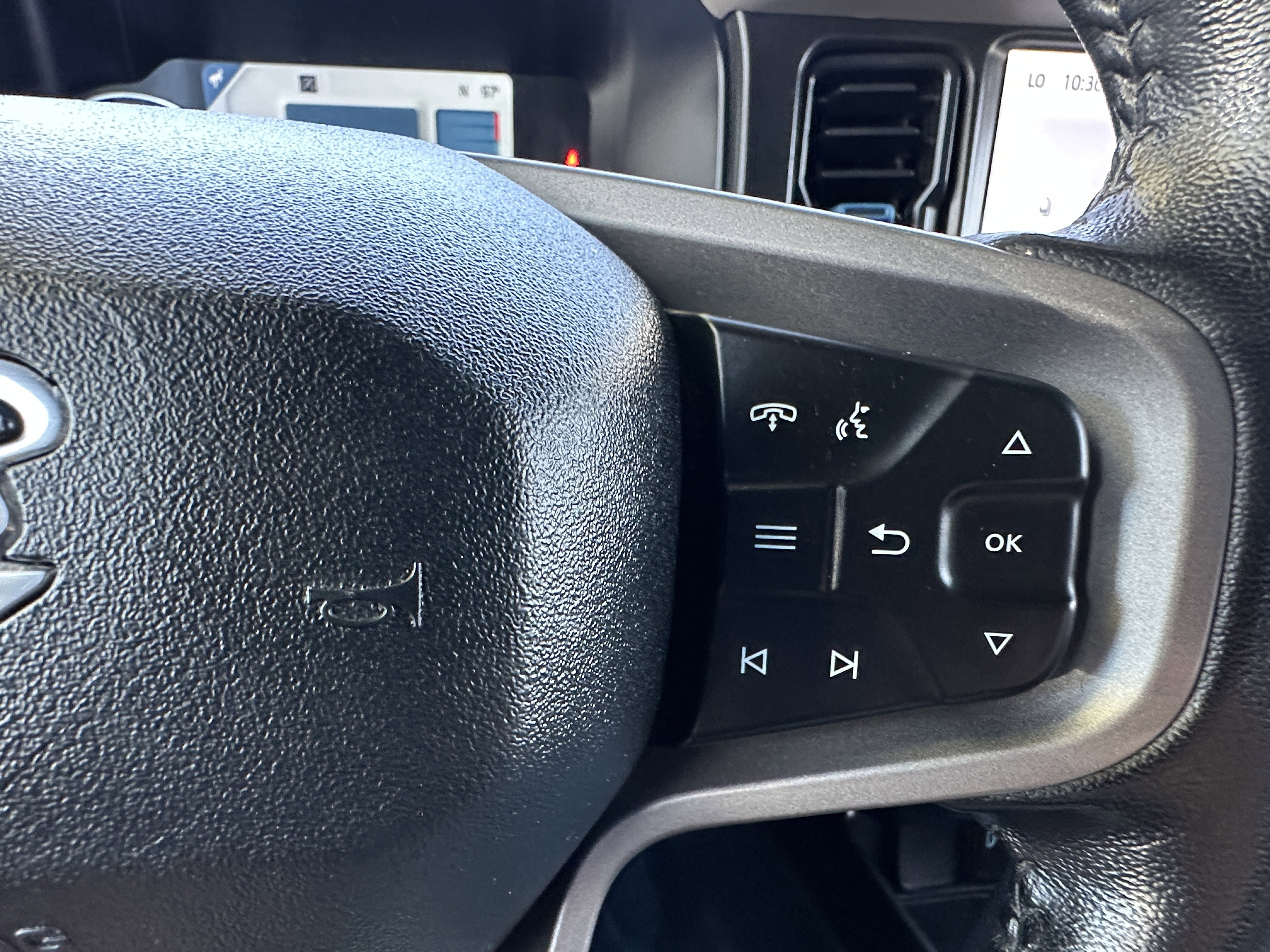 Used 2022 Ford Bronco Wildtrak image 28