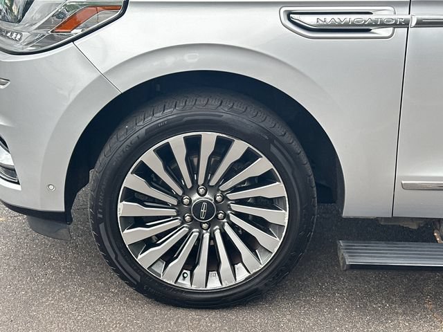 Used 2019 Lincoln Navigator Reserve AWD/4WD image 13