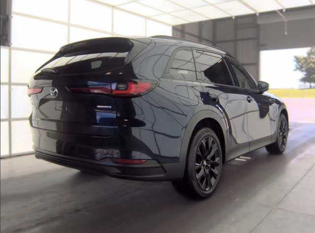 Used 2025 MAZDA CX-90 Plug-In Hybrid w/Premium Sport AWD/4WD image 5