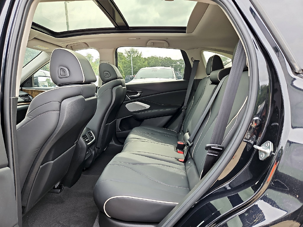 Used 2024 Acura RDX w/ Advance Package AWD/4WD image 11