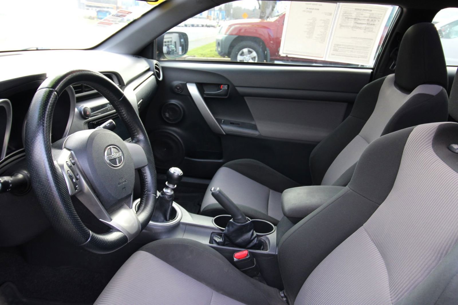 Used 2015 Scion tC image 12