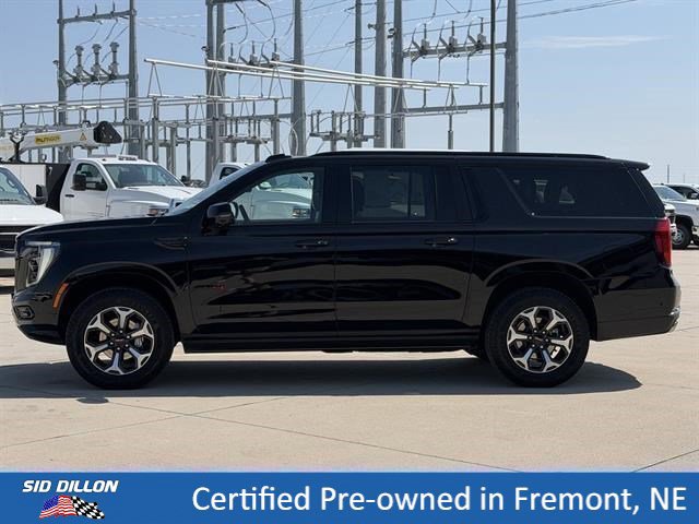 Certified 2026 GMC Yukon XL AT4 Ultimate AWD/4WD image 9
