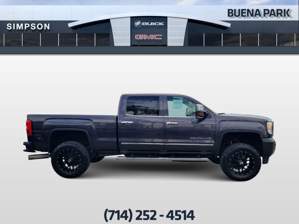 Used 2015 GMC Sierra 2500 Denali w/ Duramax Plus Package AWD/4WD image 9