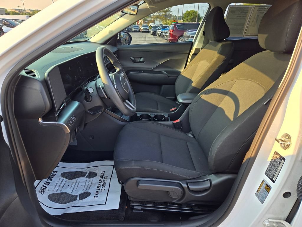 Used 2024 Hyundai Kona SE FWD image 14