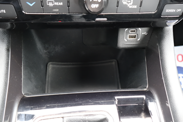 Used 2024 Jeep Compass Latitude AWD/4WD image 23