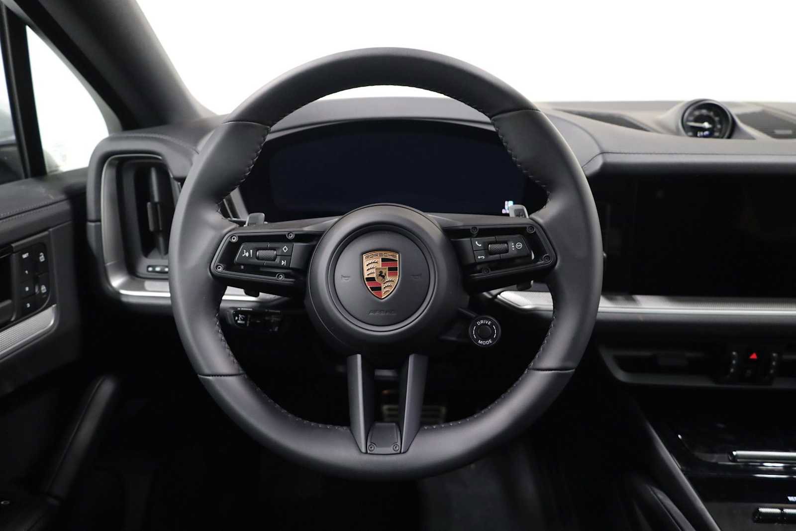 New 2026 Porsche Cayenne Coupe image 25