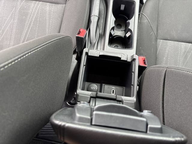 Used 2018 Ford Focus SEL w/ Cold Weather Package FWD image 35