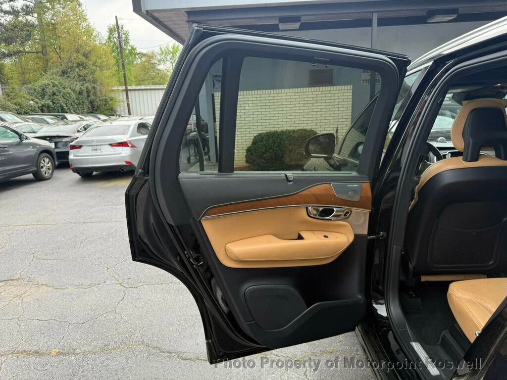 Used 2017 Volvo XC90 T8 Inscription w/ Luxury Package AWD/4WD image 12