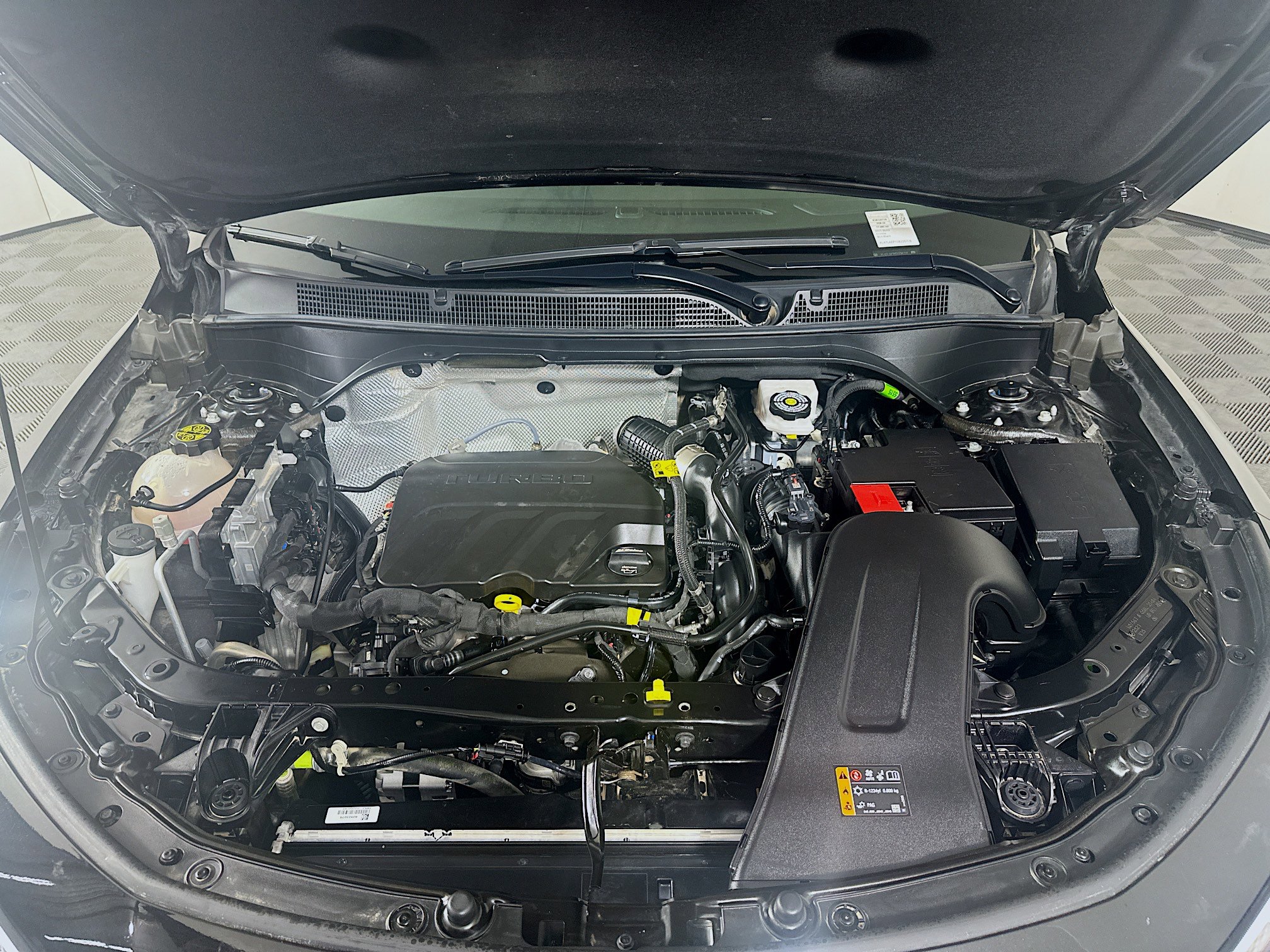 Used 2025 Buick Envista Preferred image 32