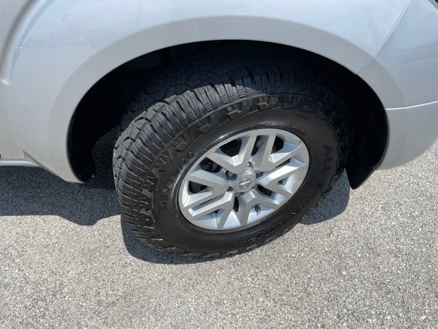 Used 2019 Nissan Frontier SV RWD image 17