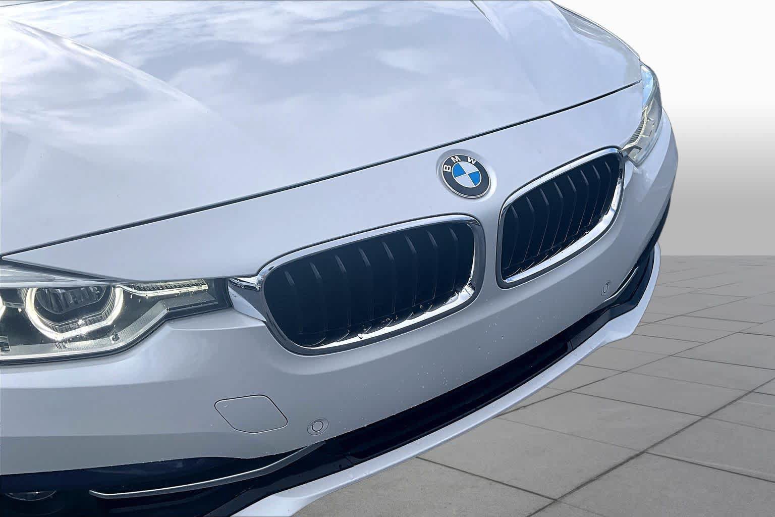 Used 2016 BMW 328i Sedan RWD image 30
