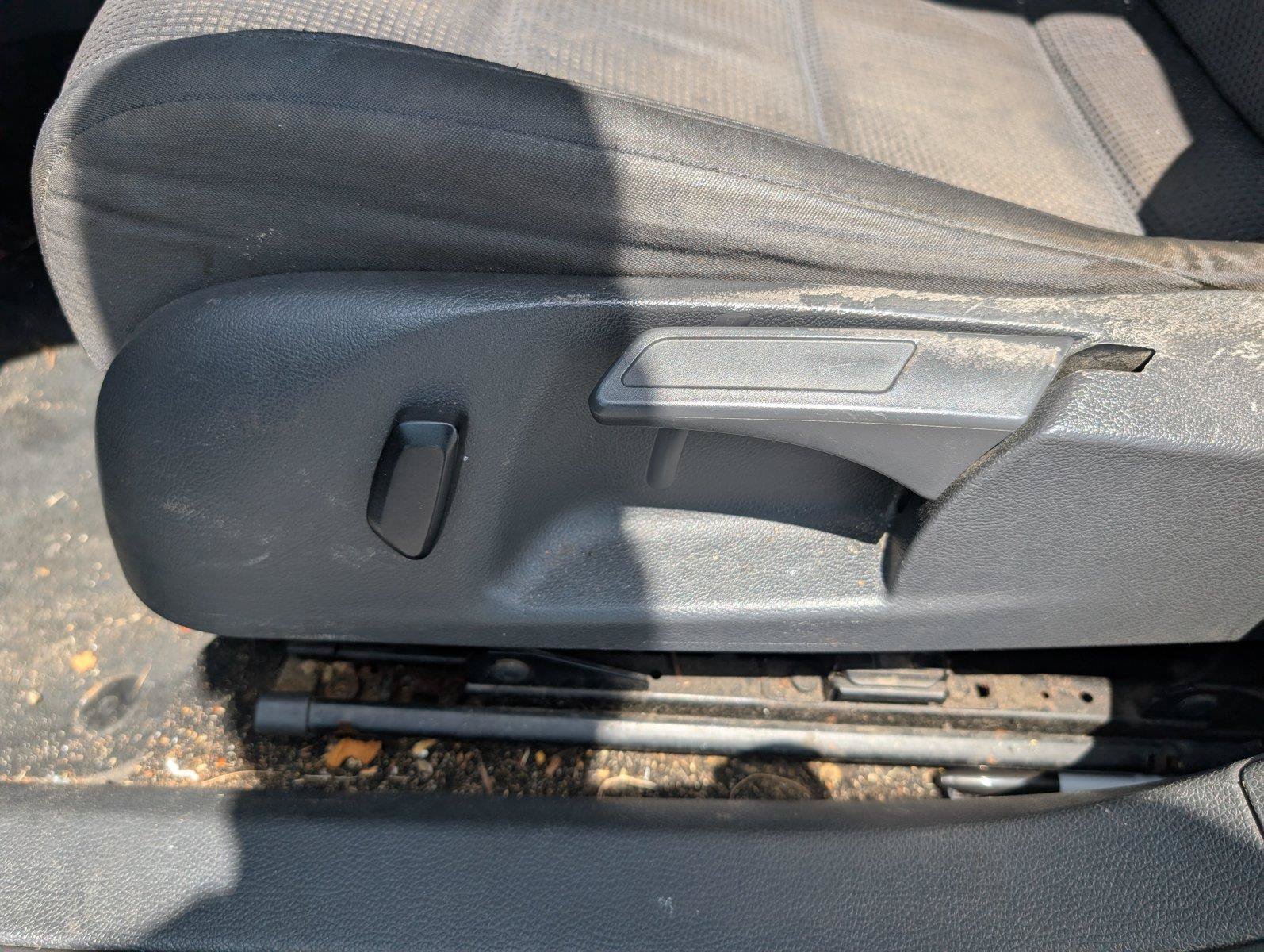 Used 2009 Volkswagen Jetta S FWD image 13